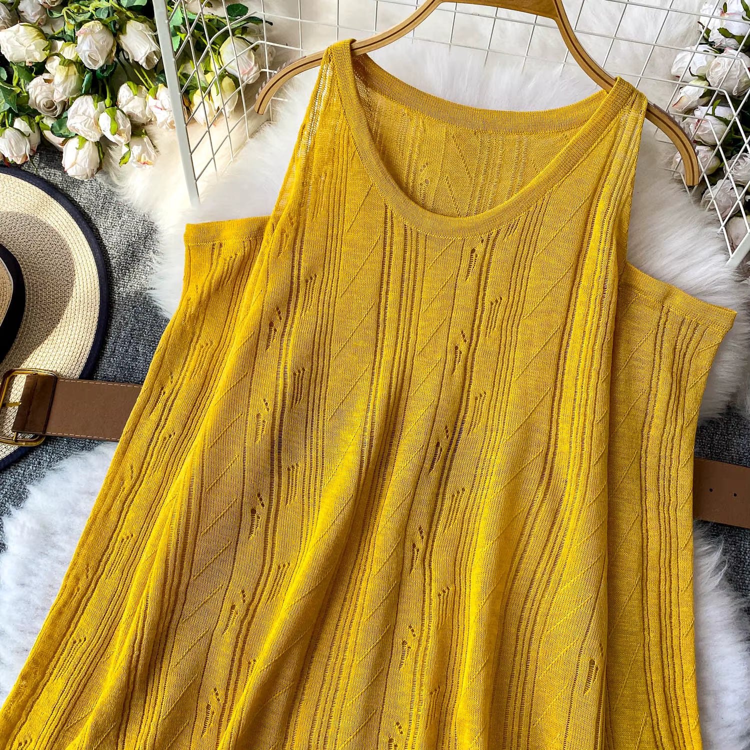 Slimming Knitted Long-Sleeve Pullover with Belt Design for Women Autumn