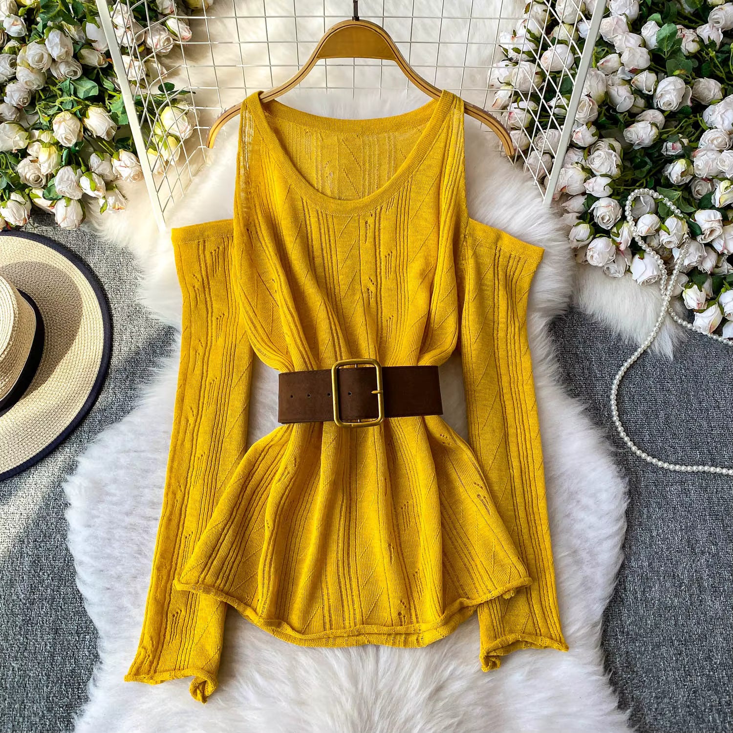 Slimming Knitted Long-Sleeve Pullover with Belt Design for Women Autumn