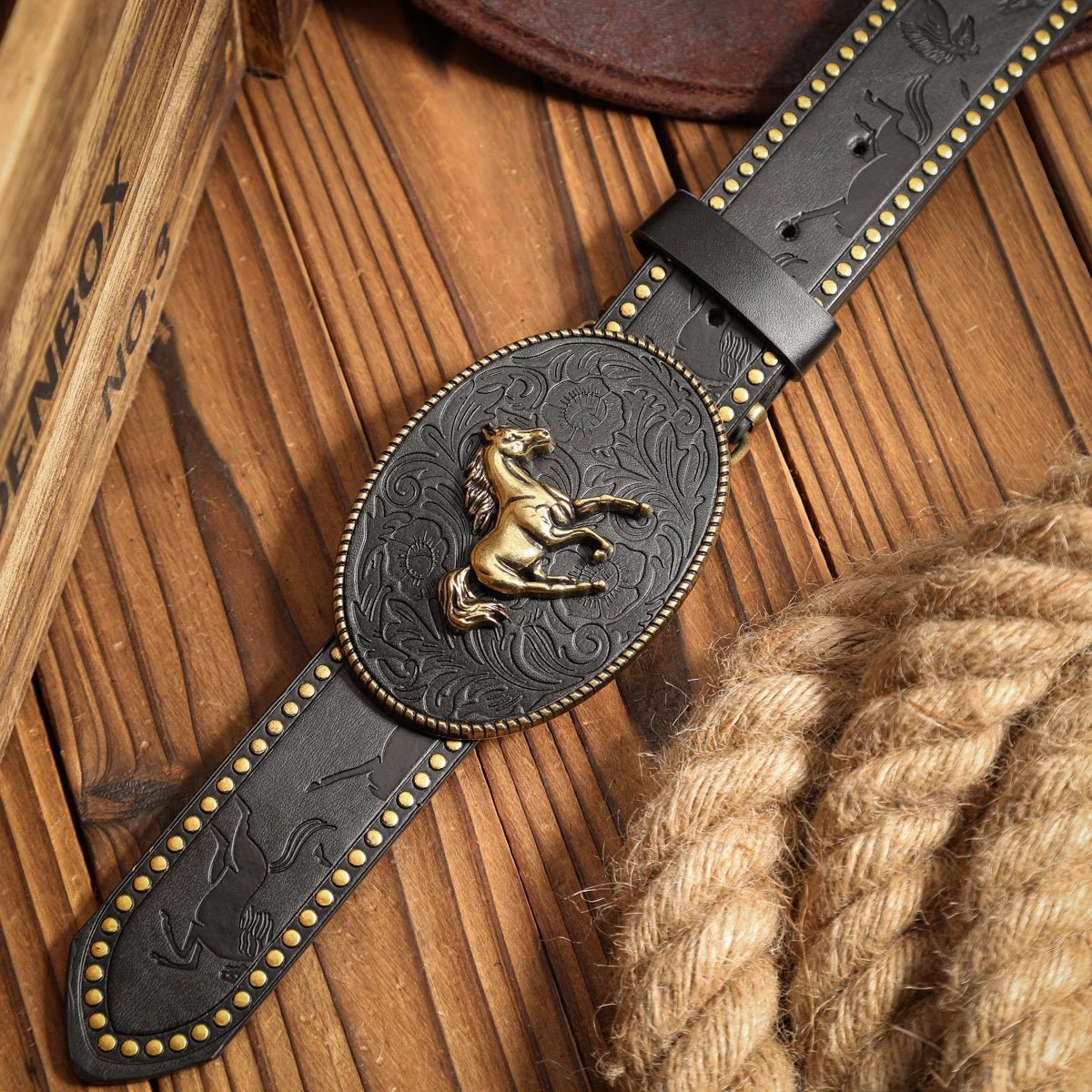 A casual retro belt, a Western - style clothing accessory with metal buckle women - American ThistleA casual retro belt, a Western - style clothing accessory with metal buckle women