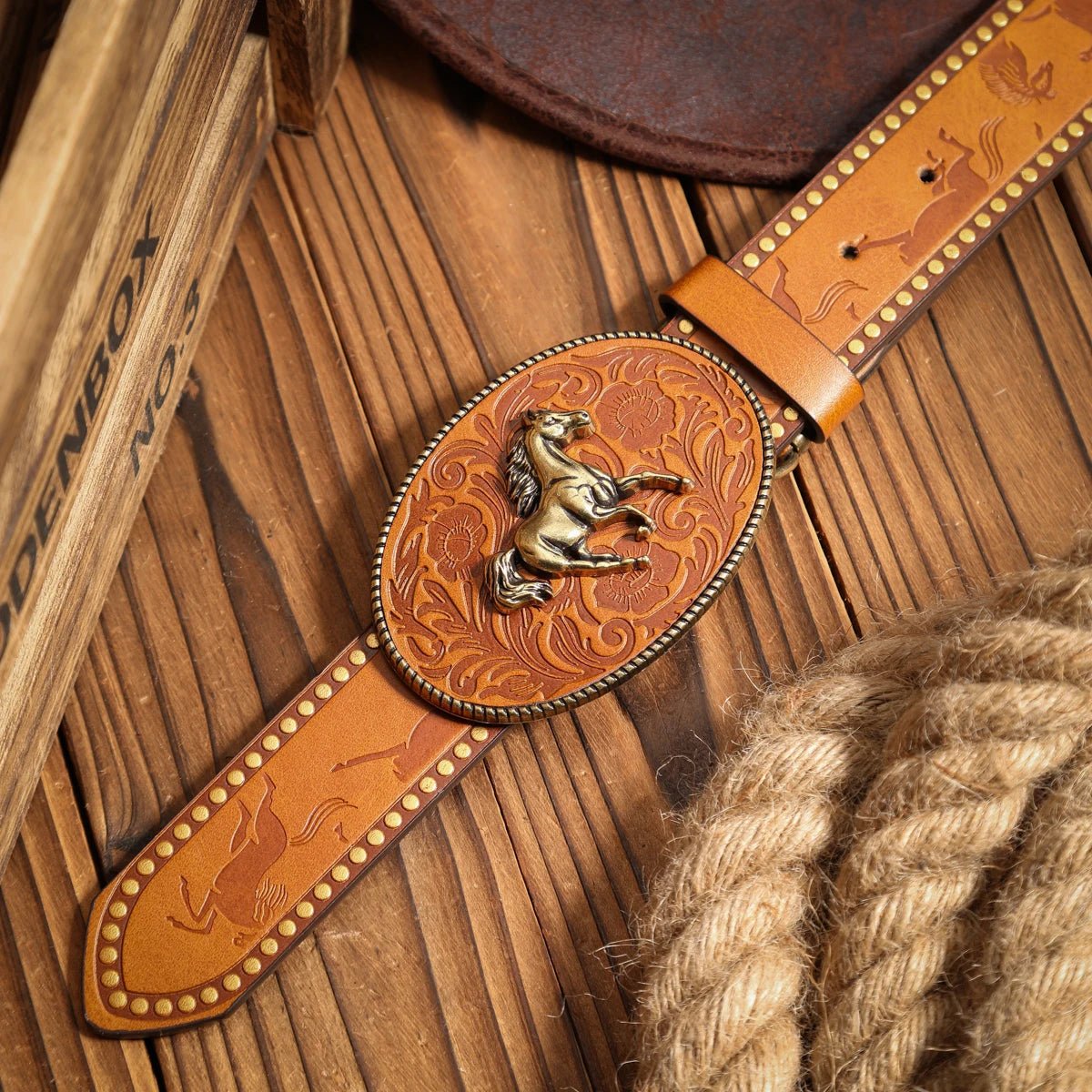 A casual retro belt, a Western - style clothing accessory with metal buckle women - American ThistleA casual retro belt, a Western - style clothing accessory with metal buckle women