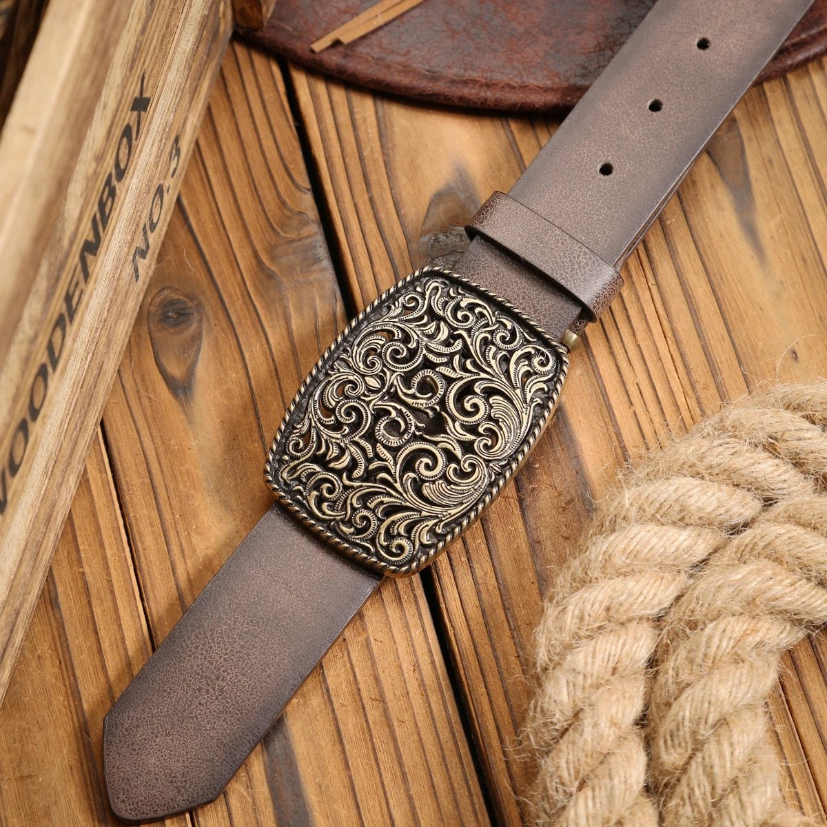 A Western - buckle PU belt suitable for both men and women, a unique and retro brown belt (with perforated nails included) - American ThistleA Western - buckle PU belt suitable for both men and women, a unique and retro brown belt (with perforated nails included)