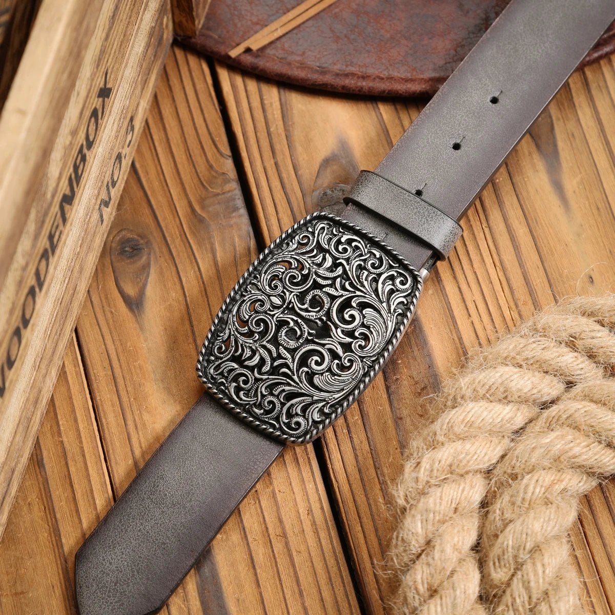 A Western - buckle PU belt suitable for both men and women, a unique and retro brown belt (with perforated nails included) - American ThistleA Western - buckle PU belt suitable for both men and women, a unique and retro brown belt (with perforated nails included)