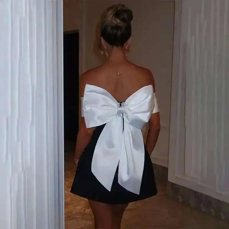 Backless Bow Dress for Women - American Thistle Backless Bow Dress for Women