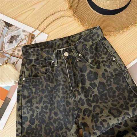 Casual Jeans Retro American Style Leopard Print Design Straight Leg - American Thistle Casual Jeans Retro American Style Leopard Print Design Straight Leg
