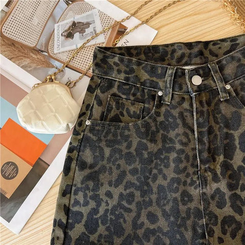 Casual Jeans Retro American Style Leopard Print Design Straight Leg - American Thistle Casual Jeans Retro American Style Leopard Print Design Straight Leg