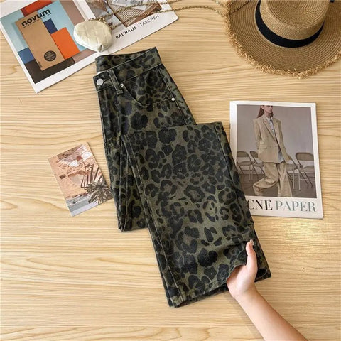Casual Jeans Retro American Style Leopard Print Design Straight Leg - American Thistle Casual Jeans Retro American Style Leopard Print Design Straight Leg