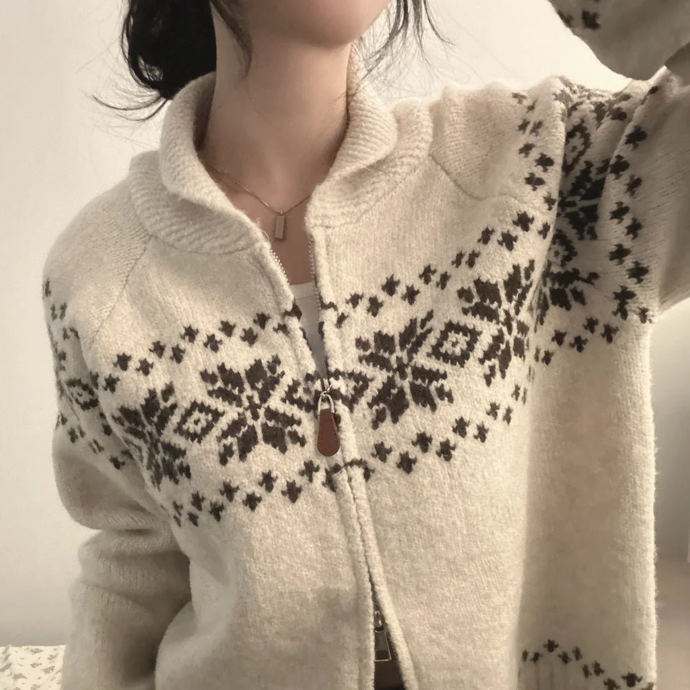 Chic Autumn Winter Loose Fit Long Sve Knitted Sweater Women's Faion Retro Color Blo Design Casual Versatile Outerwear - American Thistle Chic Autumn Winter Loose Fit Long Sve Knitted Sweater Women's Faion Retro Color Blo Design Casual Versatile Outerwear