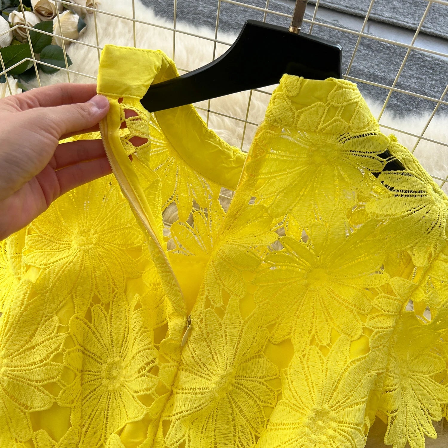 Flower Hollow Lace Dress Female Short Sleeves - American Thistle Flower Hollow Lace Dress Female Short Sleeves