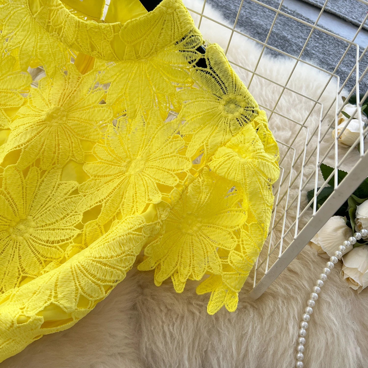 Flower Hollow Lace Dress Female Short Sleeves - American Thistle Flower Hollow Lace Dress Female Short Sleeves