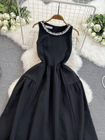 Holiday Sleeveless Black Dress Diamond Beaded Chain Collar Evening Dress Women - American Thistle Holiday Sleeveless Black Dress Diamond Beaded Chain Collar Evening Dress Women