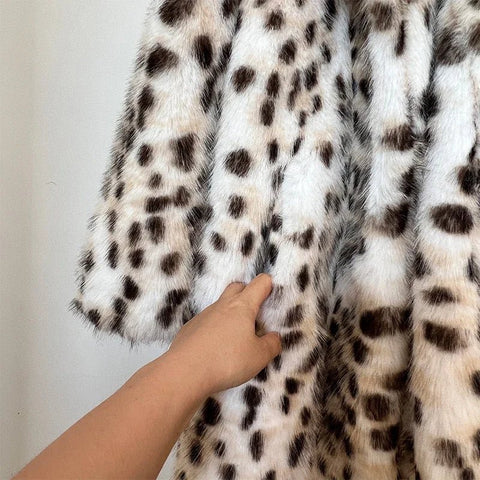 Neo Mint Luxury Maxi Long White Leopard Belted Faux Fur Winter Coat Women Winter Overcoat - American Thistle Neo Mint Luxury Maxi Long White Leopard Belted Faux Fur Winter Coat Women Winter Overcoat