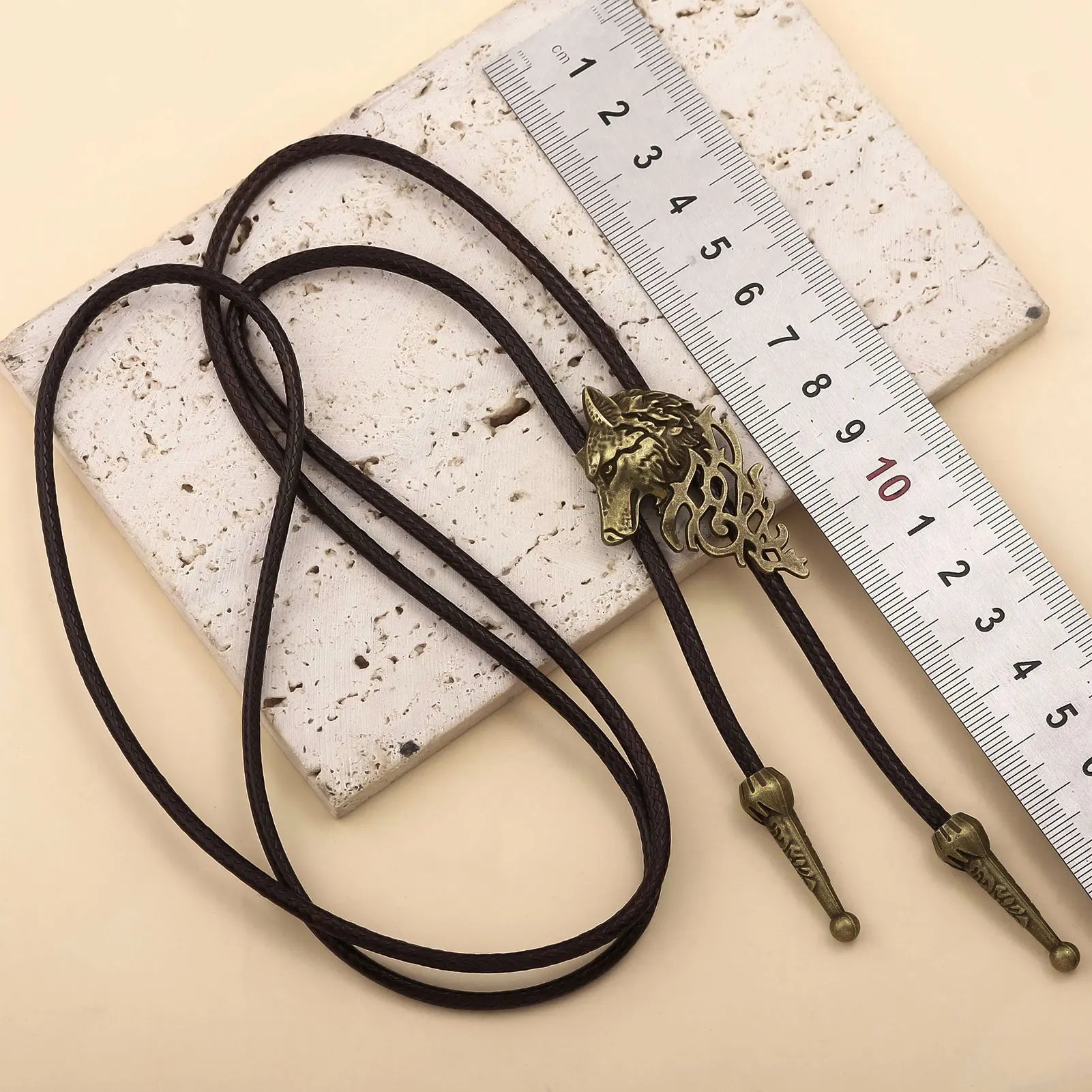 Retro Western Cowboy Necklace Bolo Tie European American Personality Casual Necklace Choker Gem Pendant Banquet Party Accessorie - American ThistleRetro Western Cowboy Necklace Bolo Tie European American Personality Casual Necklace Choker Gem Pendant Banquet Party Accessorie