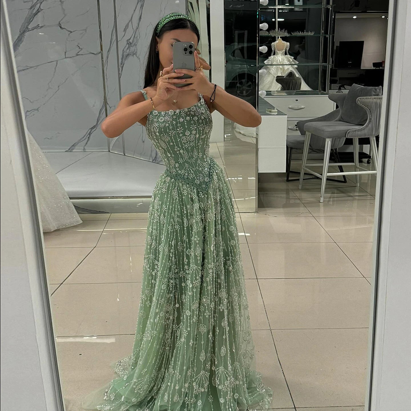 SElegant Sage Green Luxury Evening Dress for Women - American Thistle SElegant Sage Green Luxury Evening Dress for Women