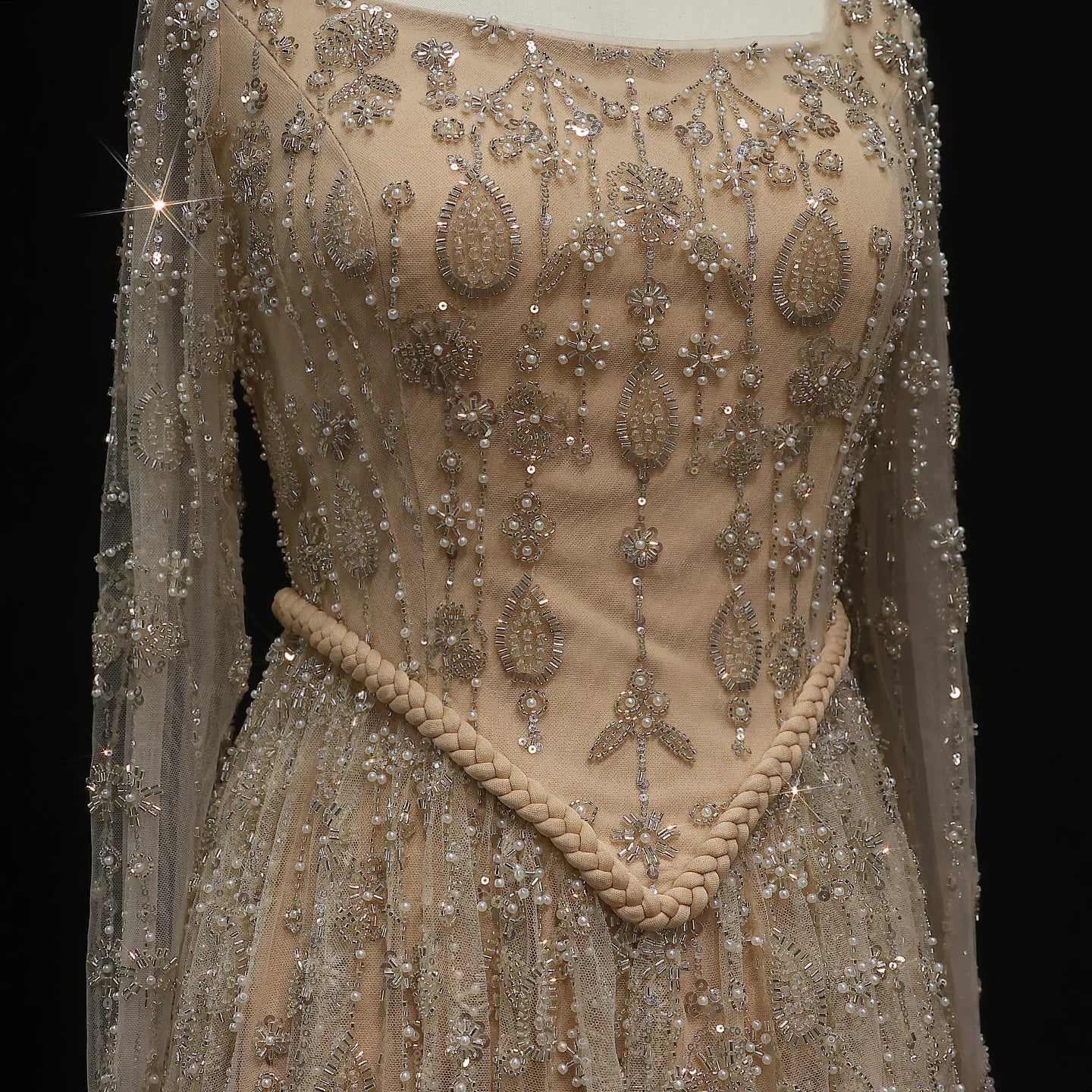 SElegant Sage Green Luxury Evening Dress for Women - American Thistle SElegant Sage Green Luxury Evening Dress for Women