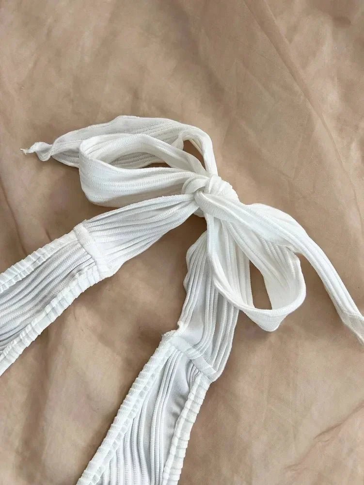 Sexy V - neck Halter Neck Crop Top for Women Summer - American Thistle Sexy V - neck Halter Neck Crop Top for Women Summer