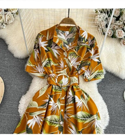 Summer Short Sleeve Floral Knee Length Dress Vintage - American Thistle Summer Short Sleeve Floral Knee Length Dress Vintage