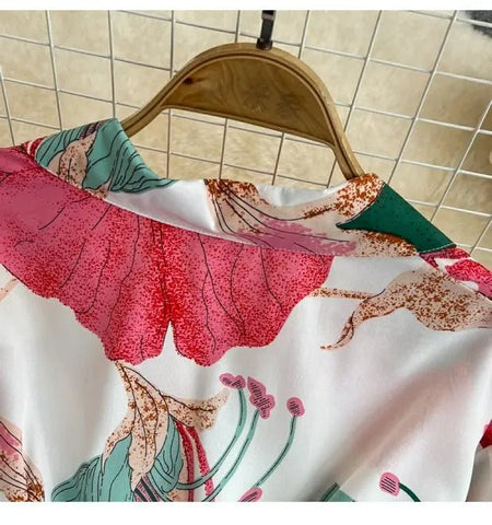 Summer Short Sleeve Floral Knee Length Dress Vintage - American Thistle Summer Short Sleeve Floral Knee Length Dress Vintage