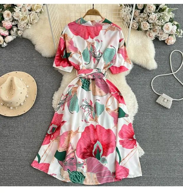 Summer Short Sleeve Floral Knee Length Dress Vintage - American Thistle Summer Short Sleeve Floral Knee Length Dress Vintage