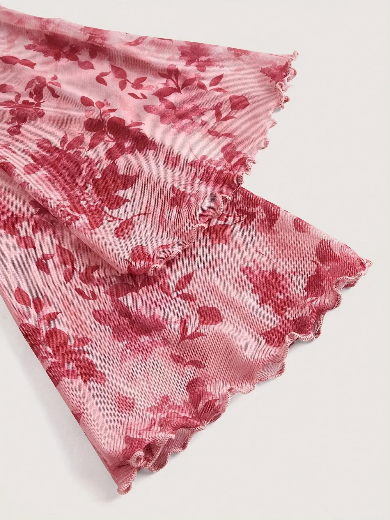 Summer Women's Floral Printed Sweet V - Neck Mesh Long Sleeve - American Thistle Summer Women's Floral Printed Sweet V - Neck Mesh Long Sleeve