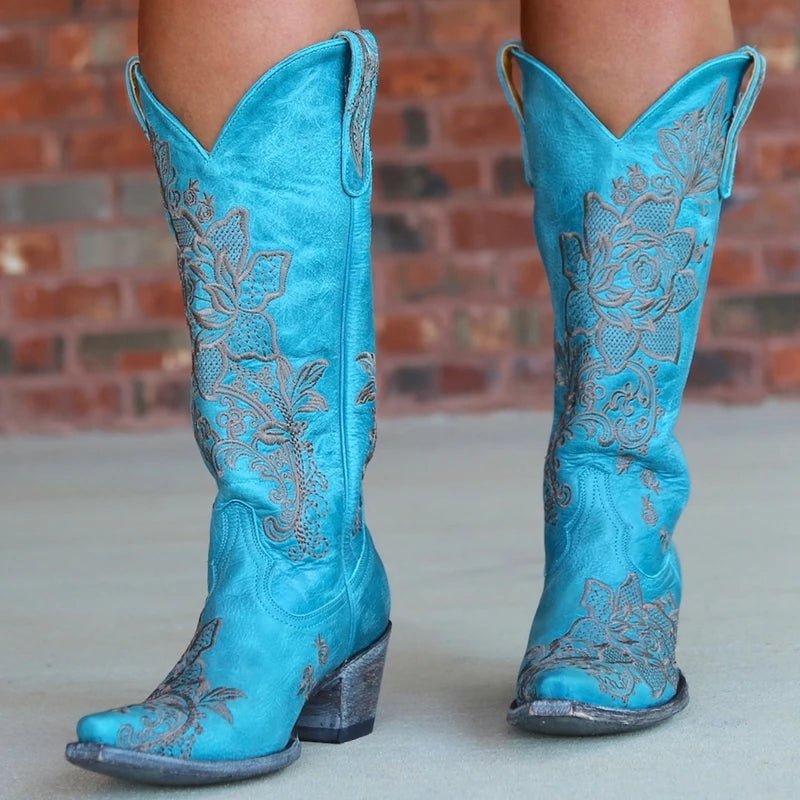 Western Style Women's Pointed Large Embroidered Rose High Heels Vintage Old Women's Boots High Barrel Western Boots - American ThistleWestern Style Women's Pointed Large Embroidered Rose High Heels Vintage Old Women's Boots High Barrel Western Boots