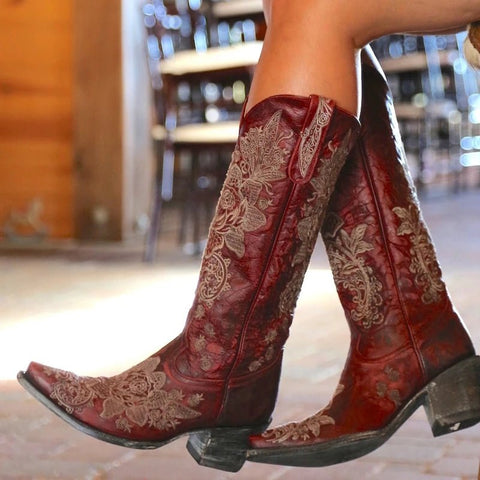 Western Style Women's Pointed Large Embroidered Rose High Heels Vintage Old Women's Boots High Barrel Western Boots - American ThistleWestern Style Women's Pointed Large Embroidered Rose High Heels Vintage Old Women's Boots High Barrel Western Boots