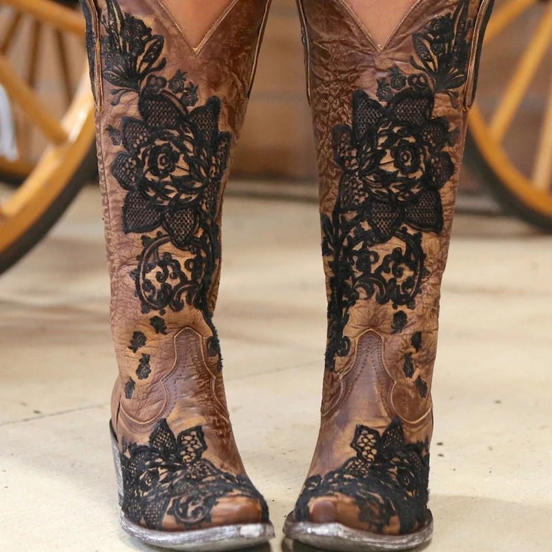 Western Style Women's Pointed Large Embroidered Rose High Heels Vintage Old Women's Boots High Barrel Western Boots - American ThistleWestern Style Women's Pointed Large Embroidered Rose High Heels Vintage Old Women's Boots High Barrel Western Boots