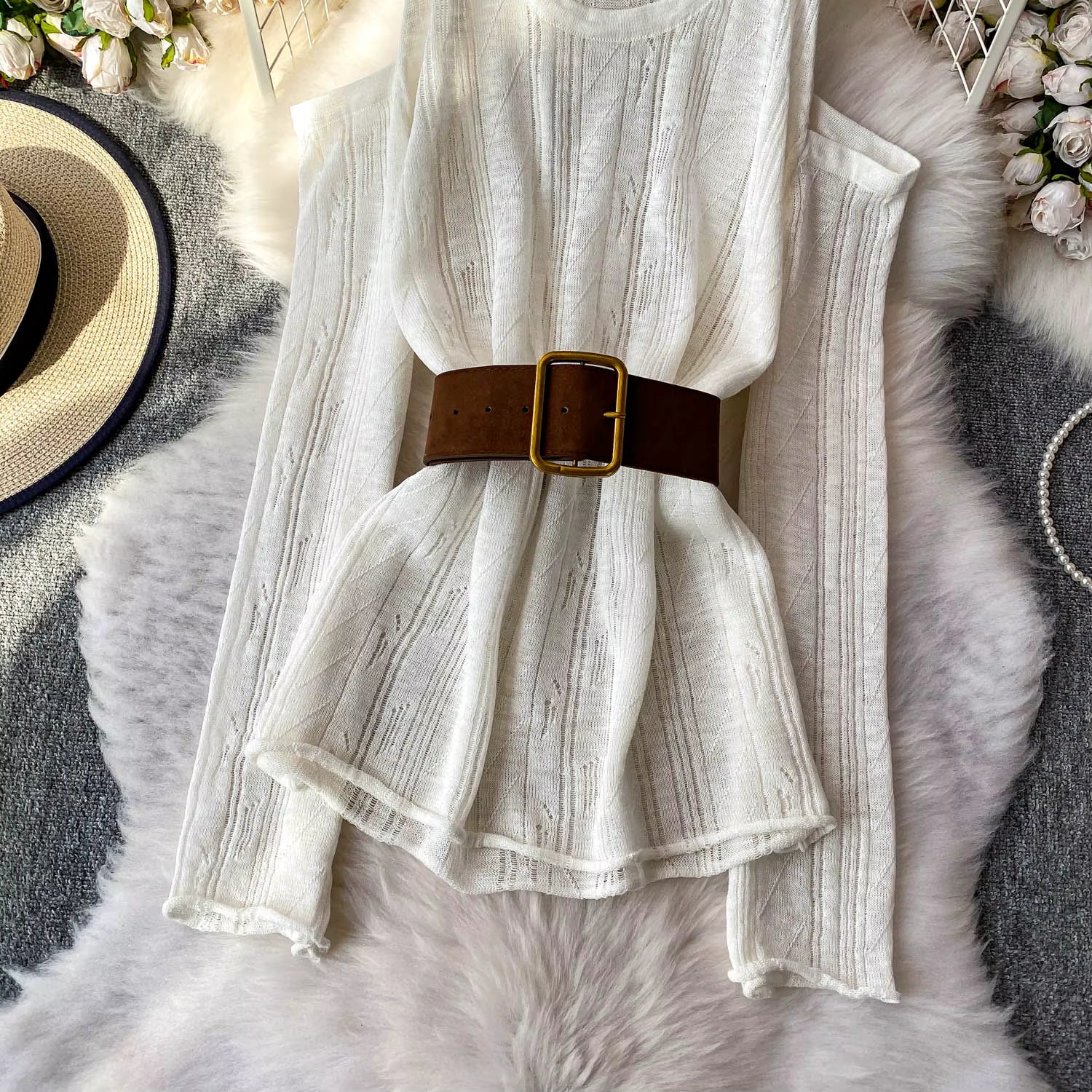 Slimming Knitted Long-Sleeve Pullover with Belt Design for Women Autumn white3