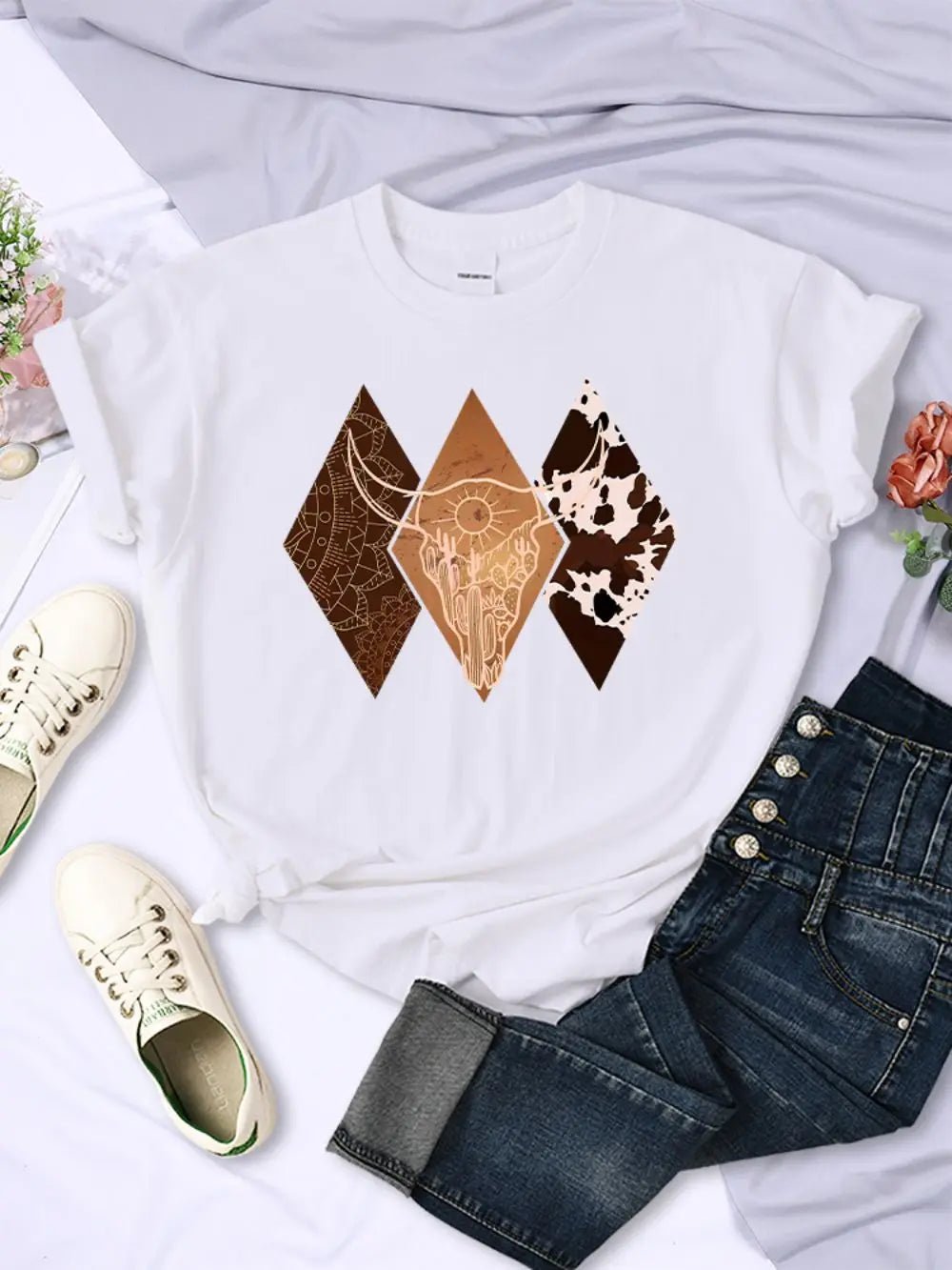 Woman's Short Sleeve T-Shirts Cowboy Style with Diamond Pattern Printed - American Thistle Woman's Short Sleeve T-Shirts Cowboy Style with Diamond Pattern Printed