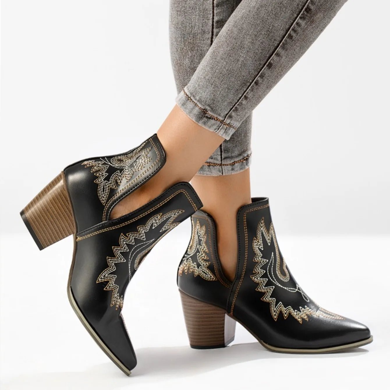 Women Boots Vintage Chunky Heels Western Cowboy Boots Leather High Heels Shoes Women Autumn Winter Embroidered Knight Boots - American ThistleWomen Boots Vintage Chunky Heels Western Cowboy Boots Leather High Heels Shoes Women Autumn Winter Embroidered Knight Boots