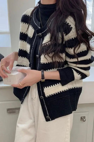 Women Clothes Autumn Winter Fashion Button Striped Knitting Female Sweater - American ThistleWomen Clothes Autumn Winter Fashion Button Striped Knitting Female Sweater