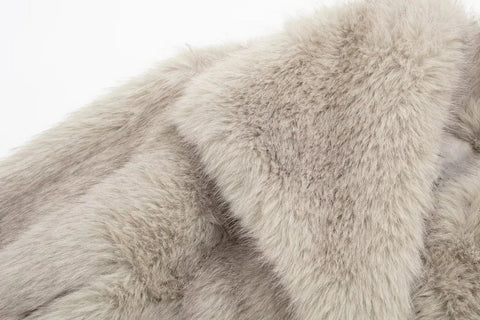 Women Fashion Cropped Faux Fur Jacket Coat Long Sleeve - American Thistle Women Fashion Cropped Faux Fur Jacket Coat Long Sleeve