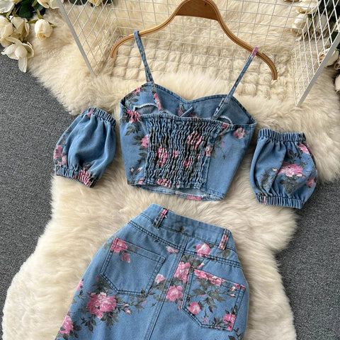 Women's Floral Print Denim Two Pieces Sets Off Shoulder Strapless Elastic Waist Camisole+ Split Maxi Skirt Jeans Suits - American Thistle Women's Floral Print Denim Two Pieces Sets Off Shoulder Strapless Elastic Waist Camisole+ Split Maxi Skirt Jeans Suits